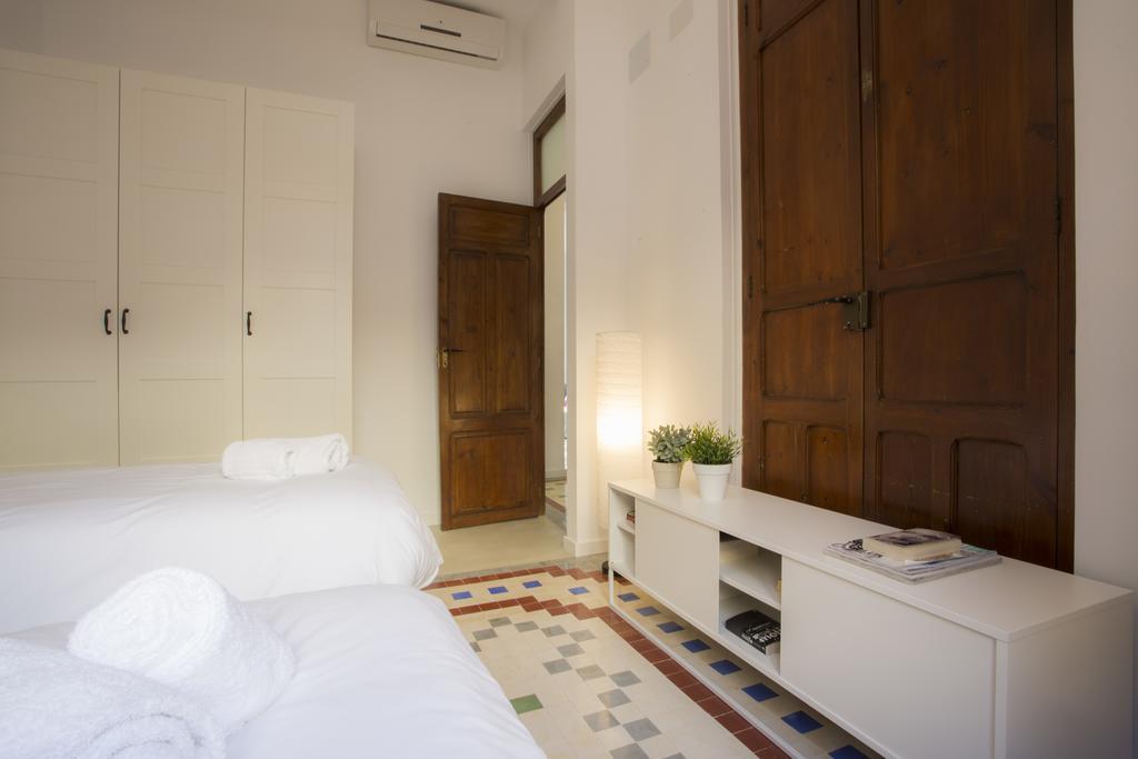 Apartments Carmen III Valencia Exterior photo